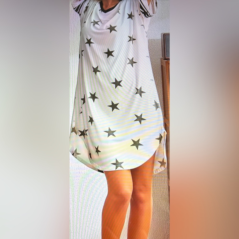 Jammie’s NEW Nightgown Size XL Silver Stars against White Nightie PJ’s Sleepwear
